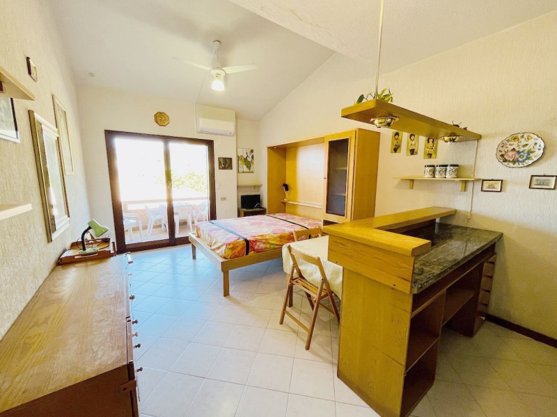 rent-gallery.alt_base