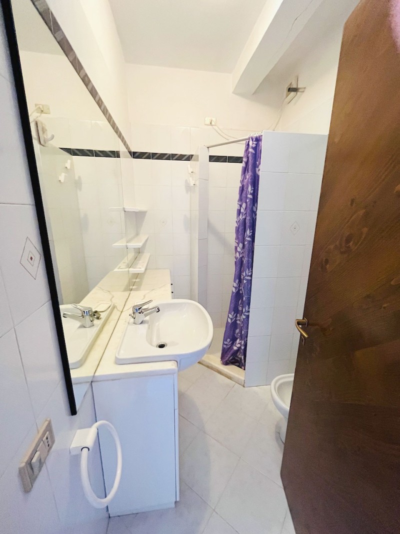 rent-gallery.alt_base