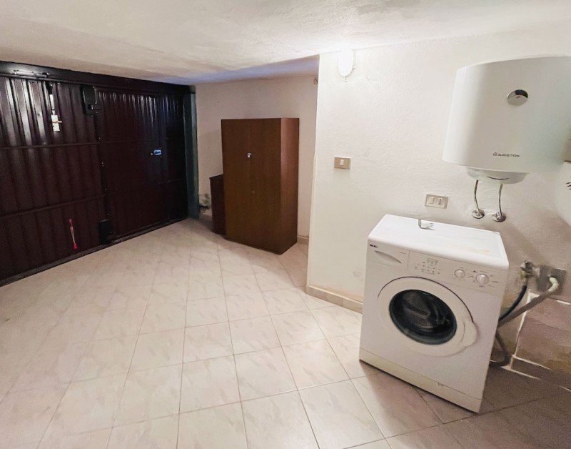 rent-gallery.alt_base