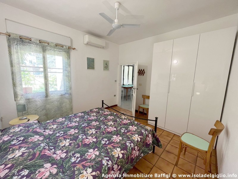 rent-gallery.alt_base