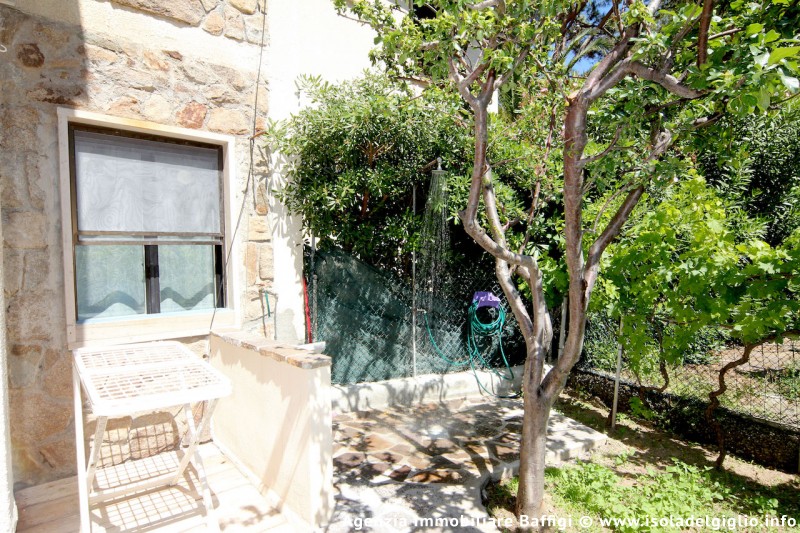 rent-gallery.alt_base