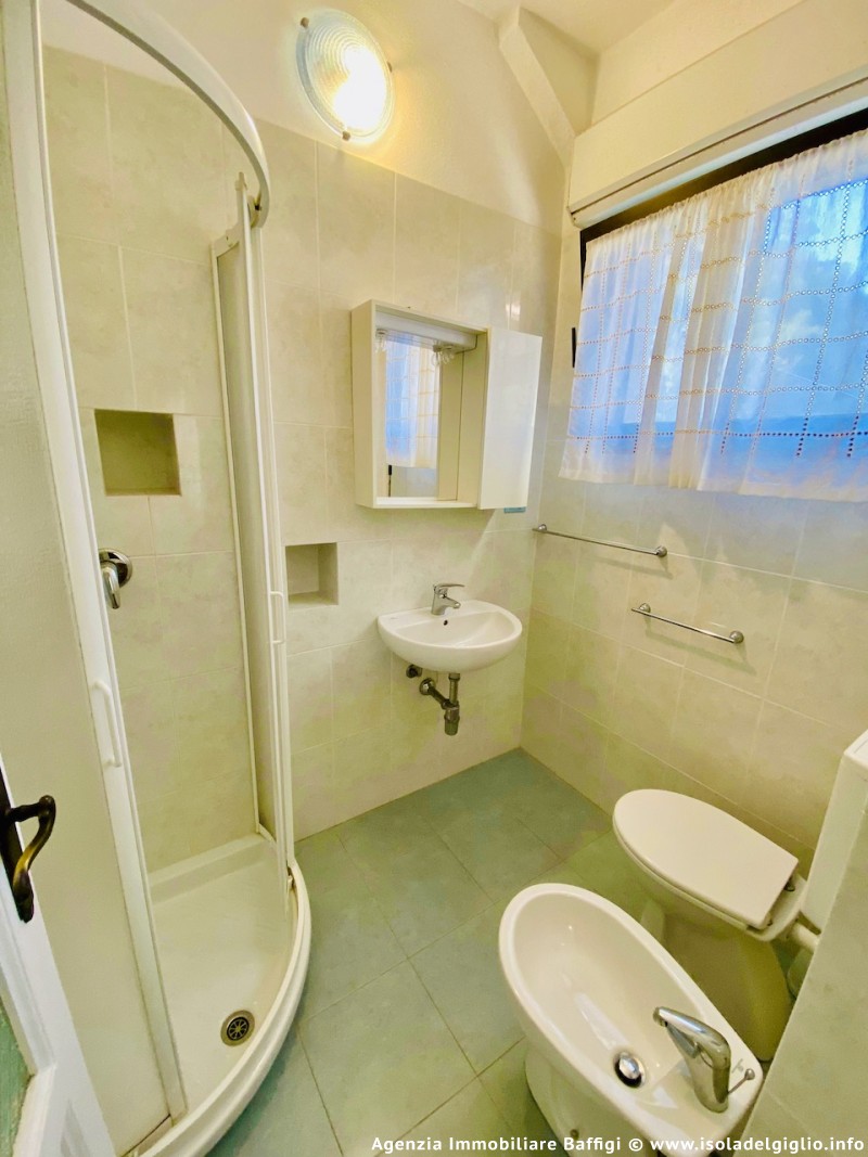 rent-gallery.alt_base