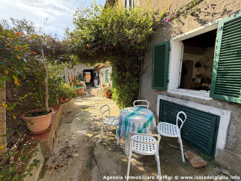 rent-gallery.alt_base