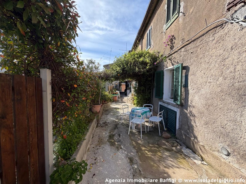 rent-gallery.alt_base