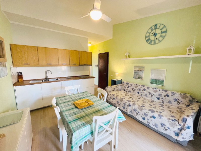 rent-gallery.alt_base