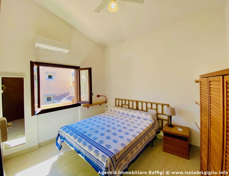 rent-gallery.alt_base