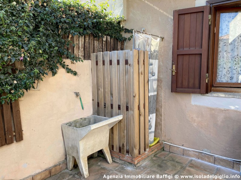 rent-gallery.alt_base