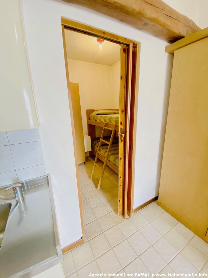 rent-gallery.alt_base