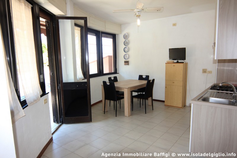 rent-gallery.alt_base