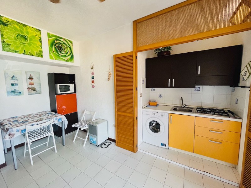 rent-gallery.alt_base