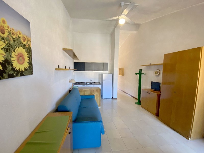 rent-gallery.alt_base