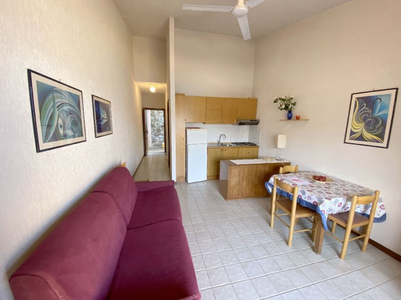 rent-gallery.alt_base