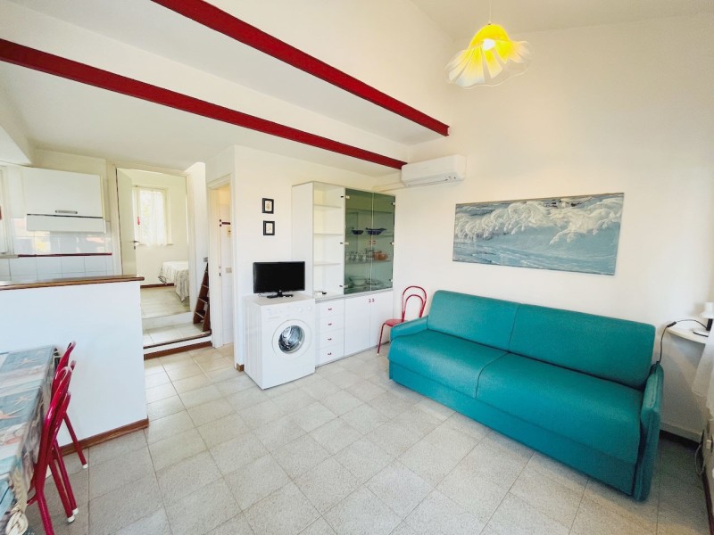 rent-gallery.alt_base