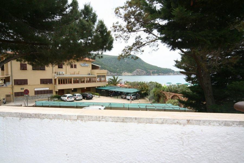 rent-gallery.alt_base