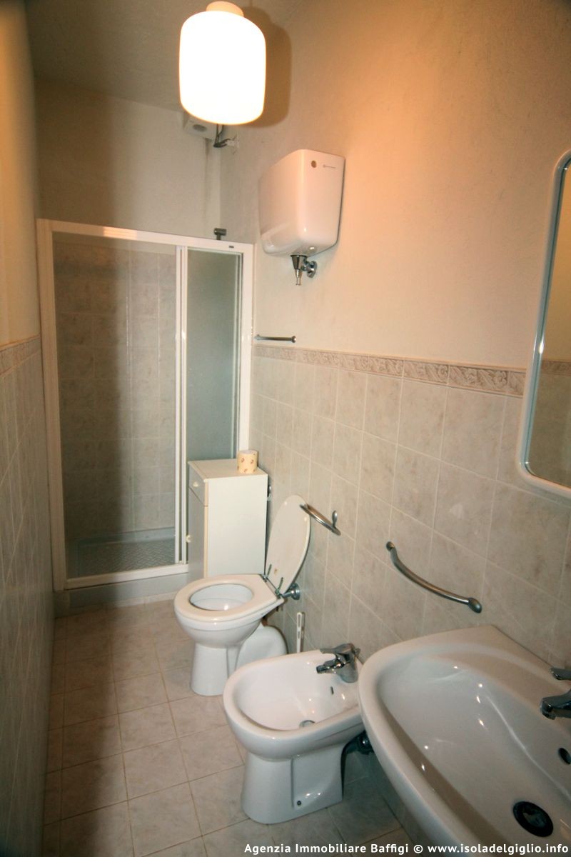 rent-gallery.alt_base