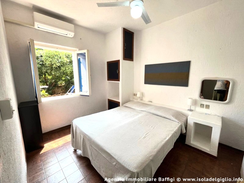 rent-gallery.alt_base