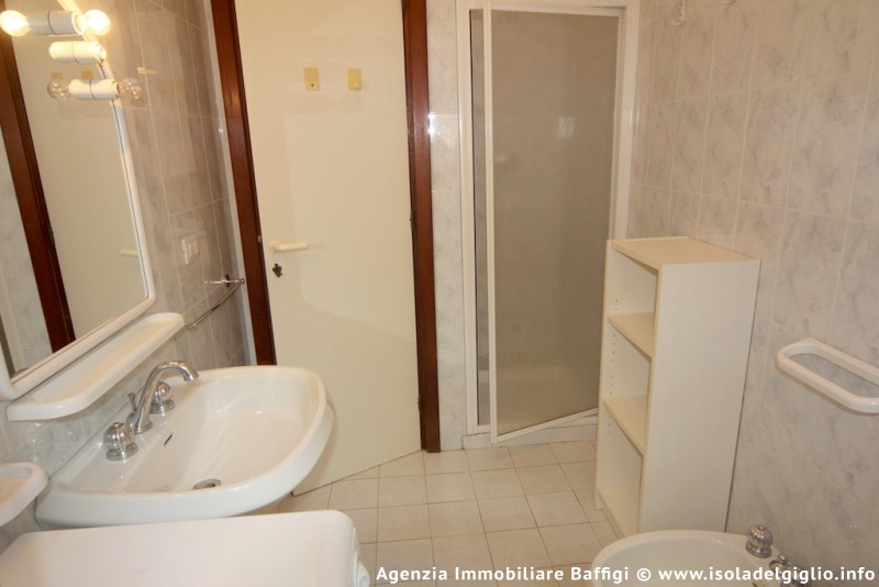 rent-gallery.alt_base