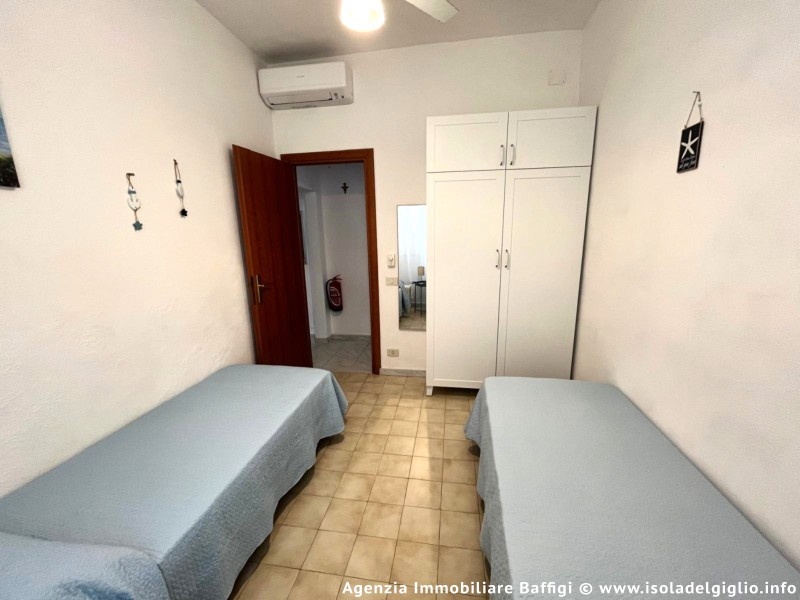 rent-gallery.alt_base