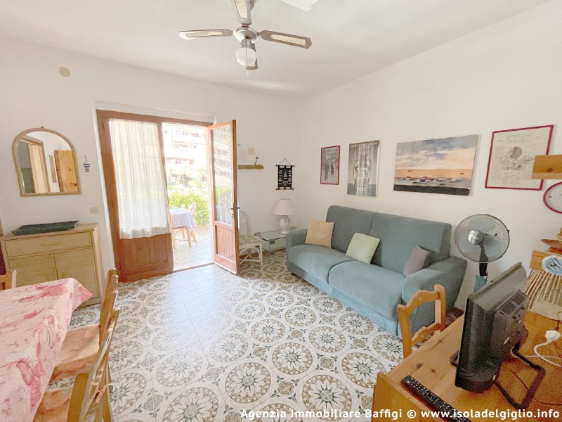 rent-gallery.alt_base