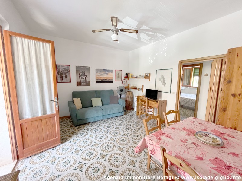 rent-gallery.alt_base