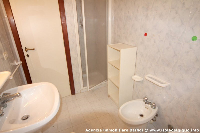 rent-gallery.alt_base