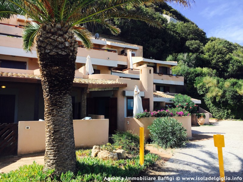 rent-gallery.alt_base