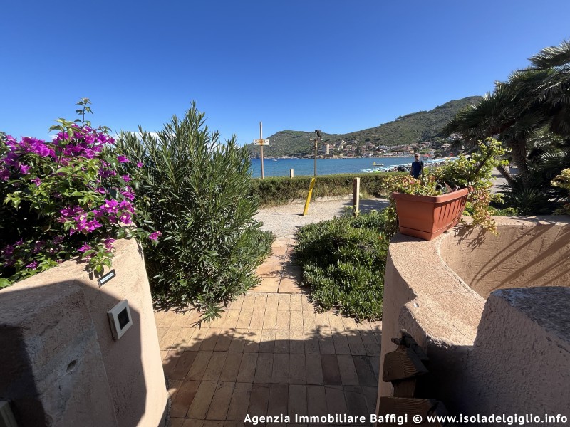 rent-gallery.alt_base