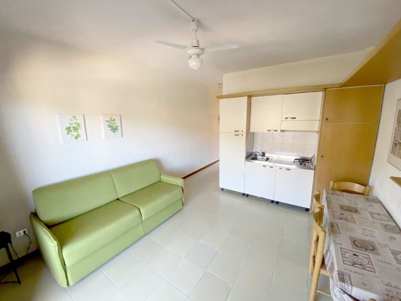 rent-gallery.alt_base