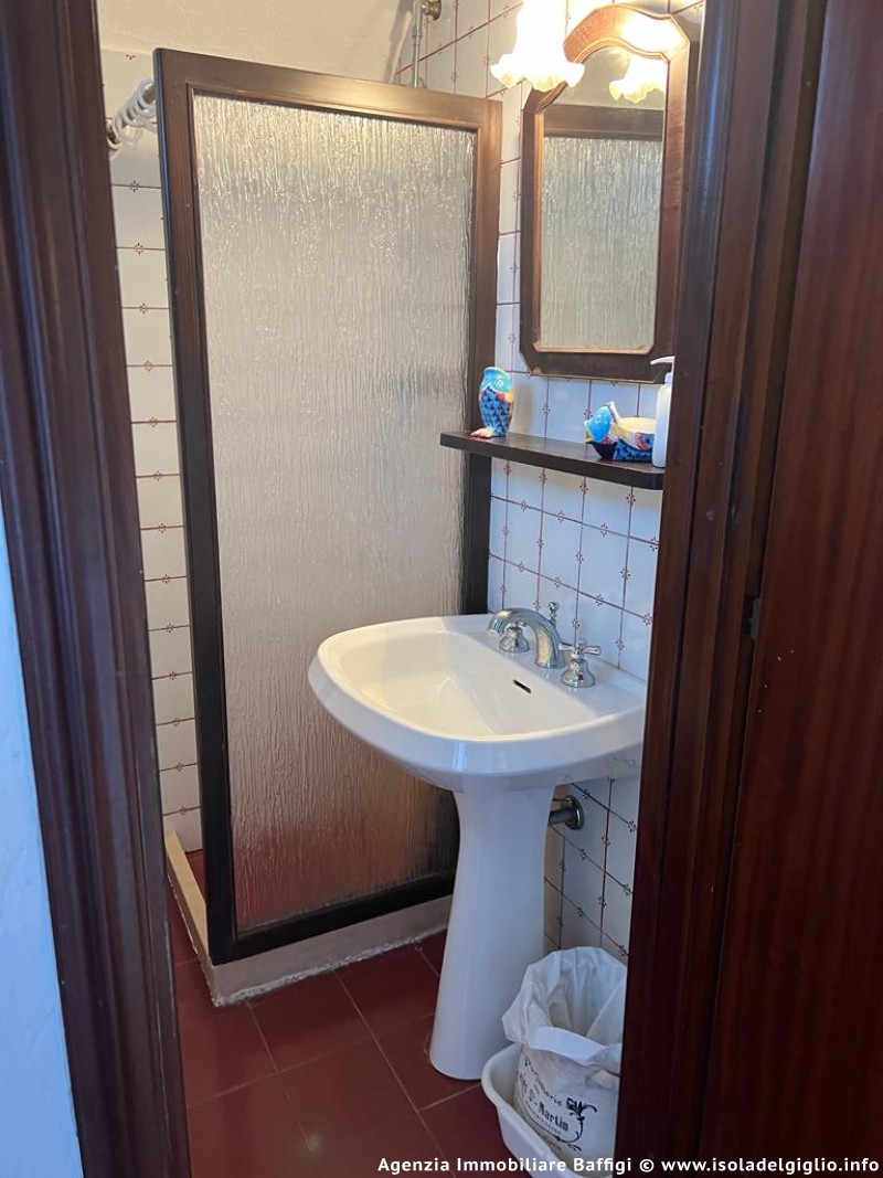 rent-gallery.alt_base