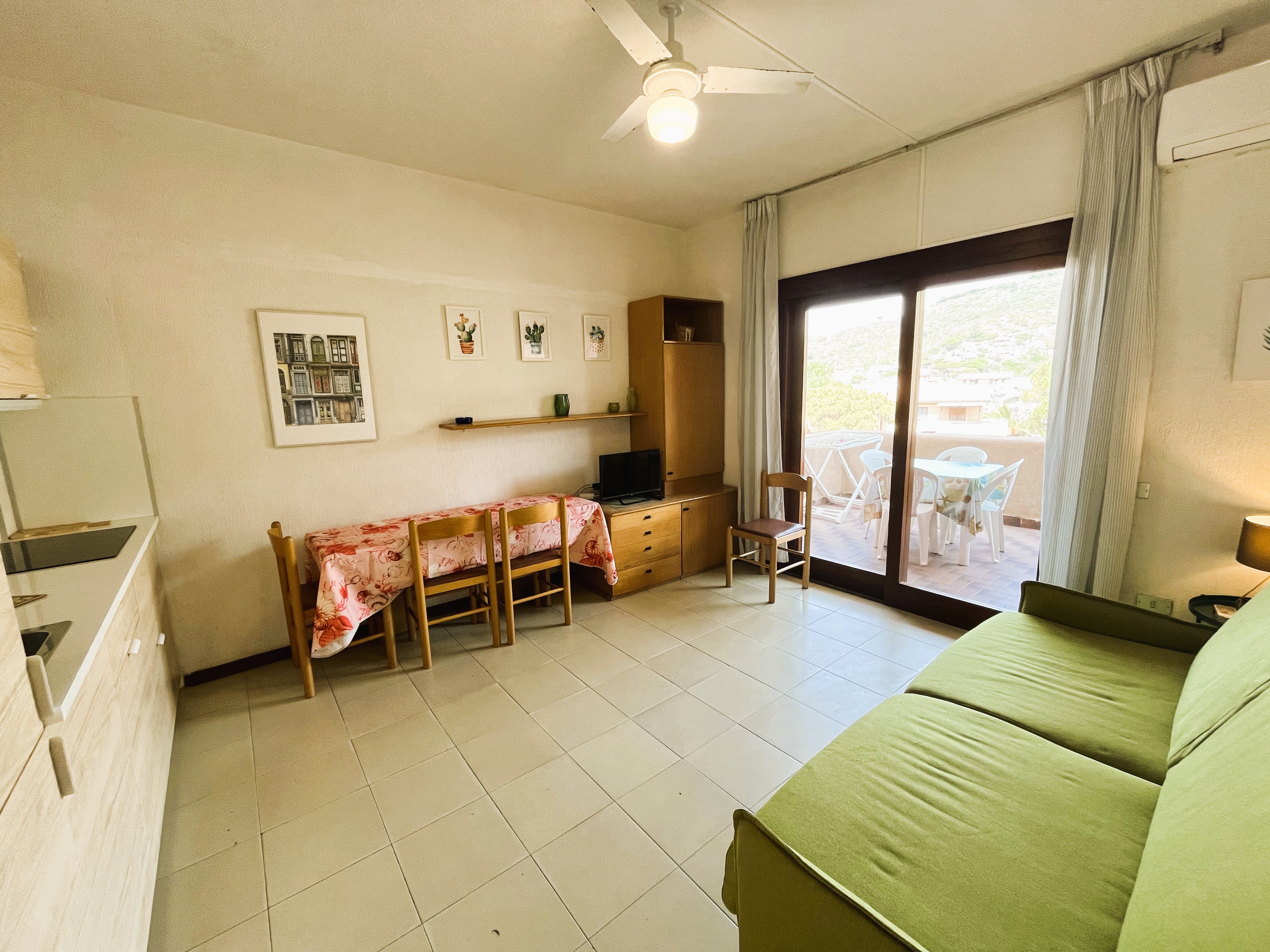 rent-gallery.alt_base