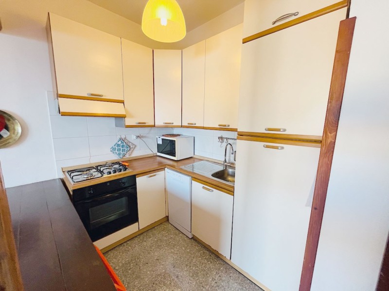 rent-gallery.alt_base