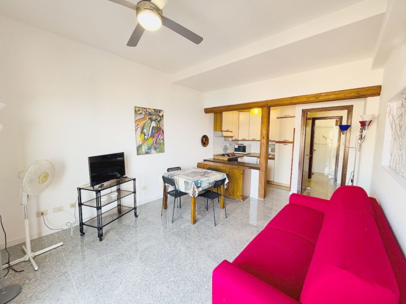 rent-gallery.alt_base