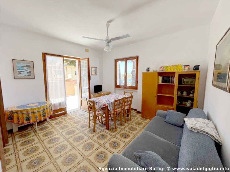 rent-gallery.alt_base