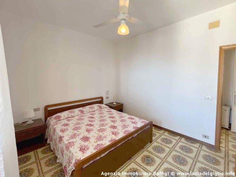 rent-gallery.alt_base