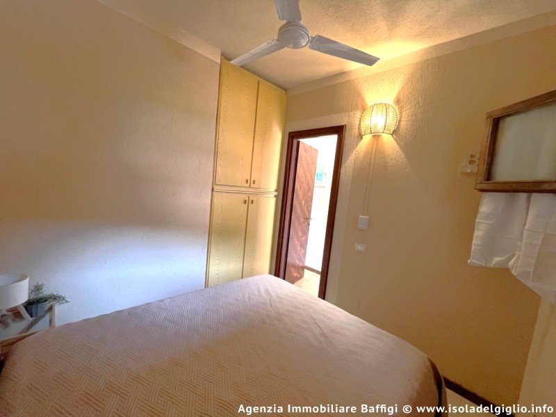 rent-gallery.alt_base