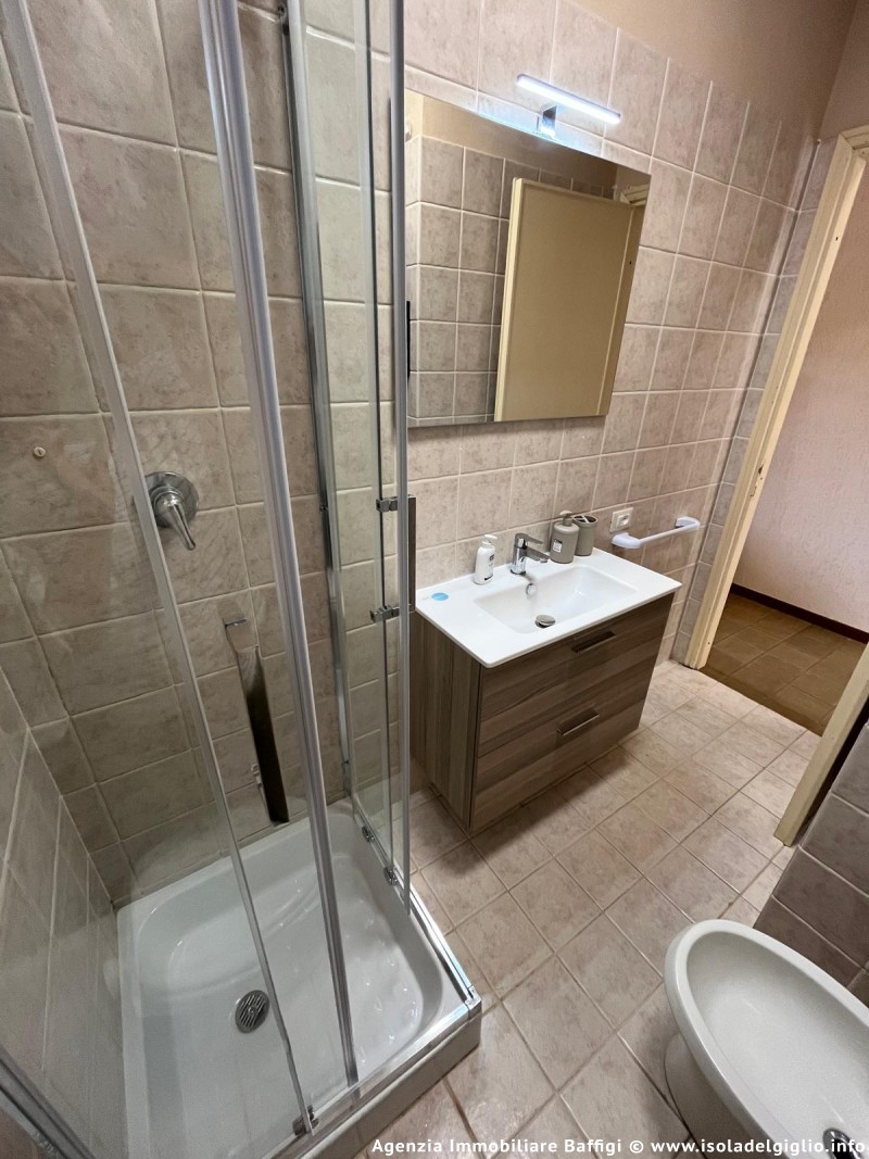 rent-gallery.alt_base