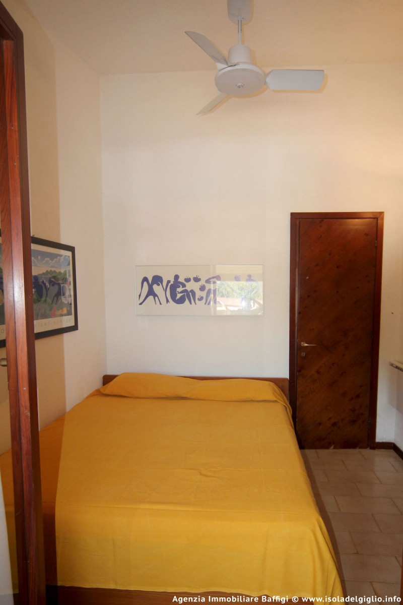 rent-gallery.alt_base