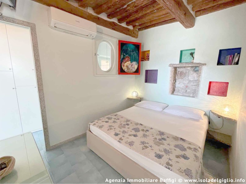 rent-gallery.alt_base