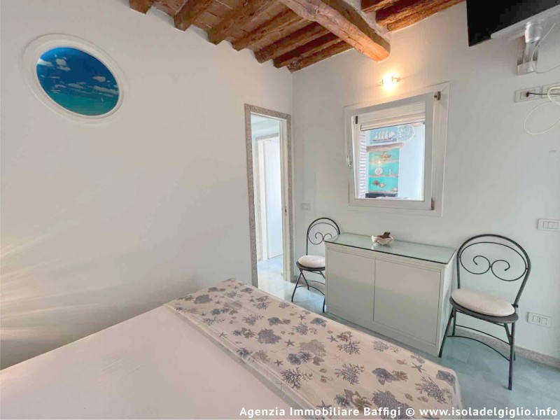 rent-gallery.alt_base