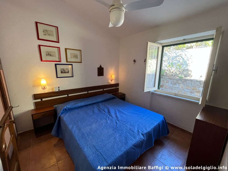 rent-gallery.alt_base