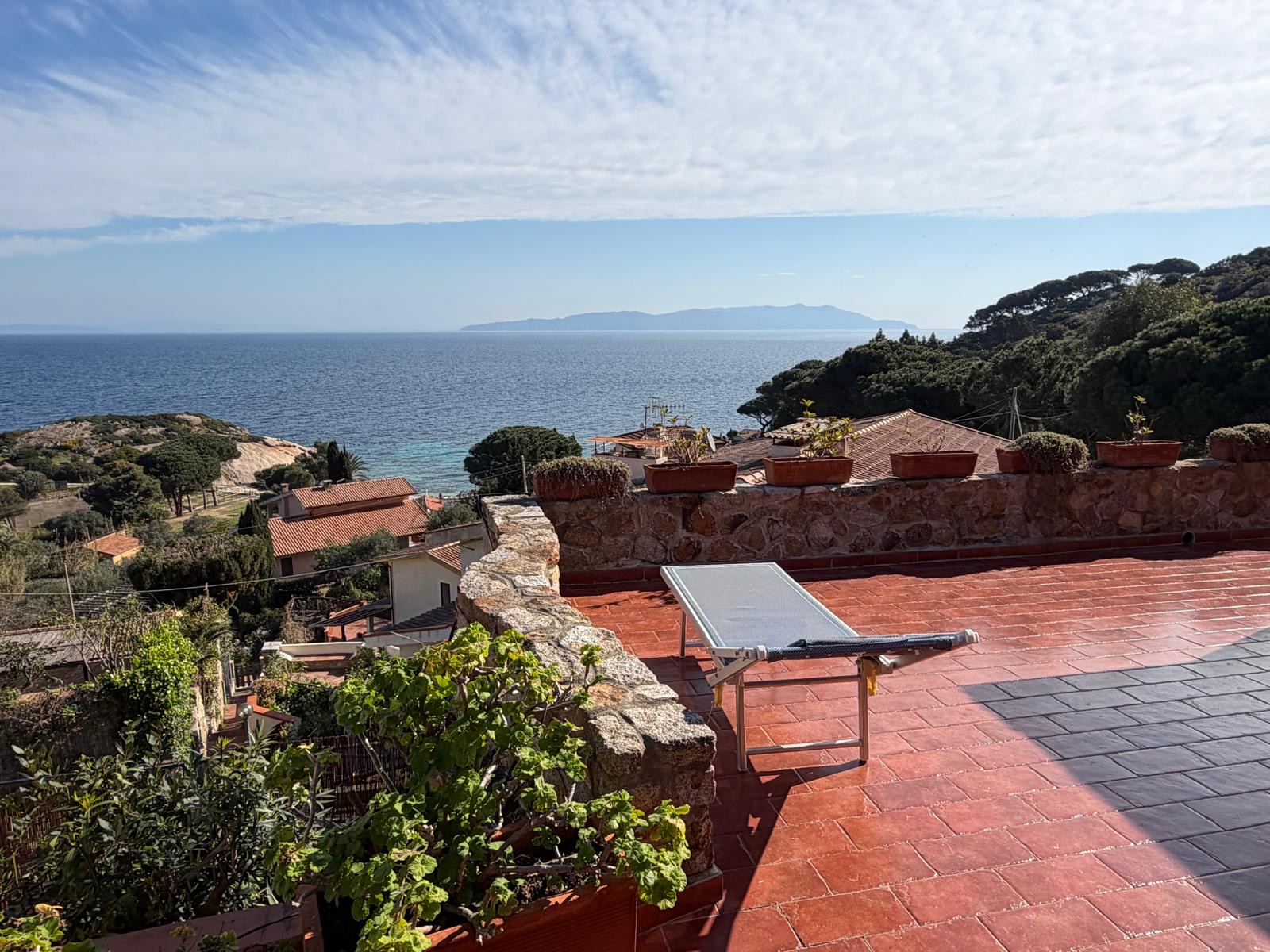 rent-gallery.alt_base