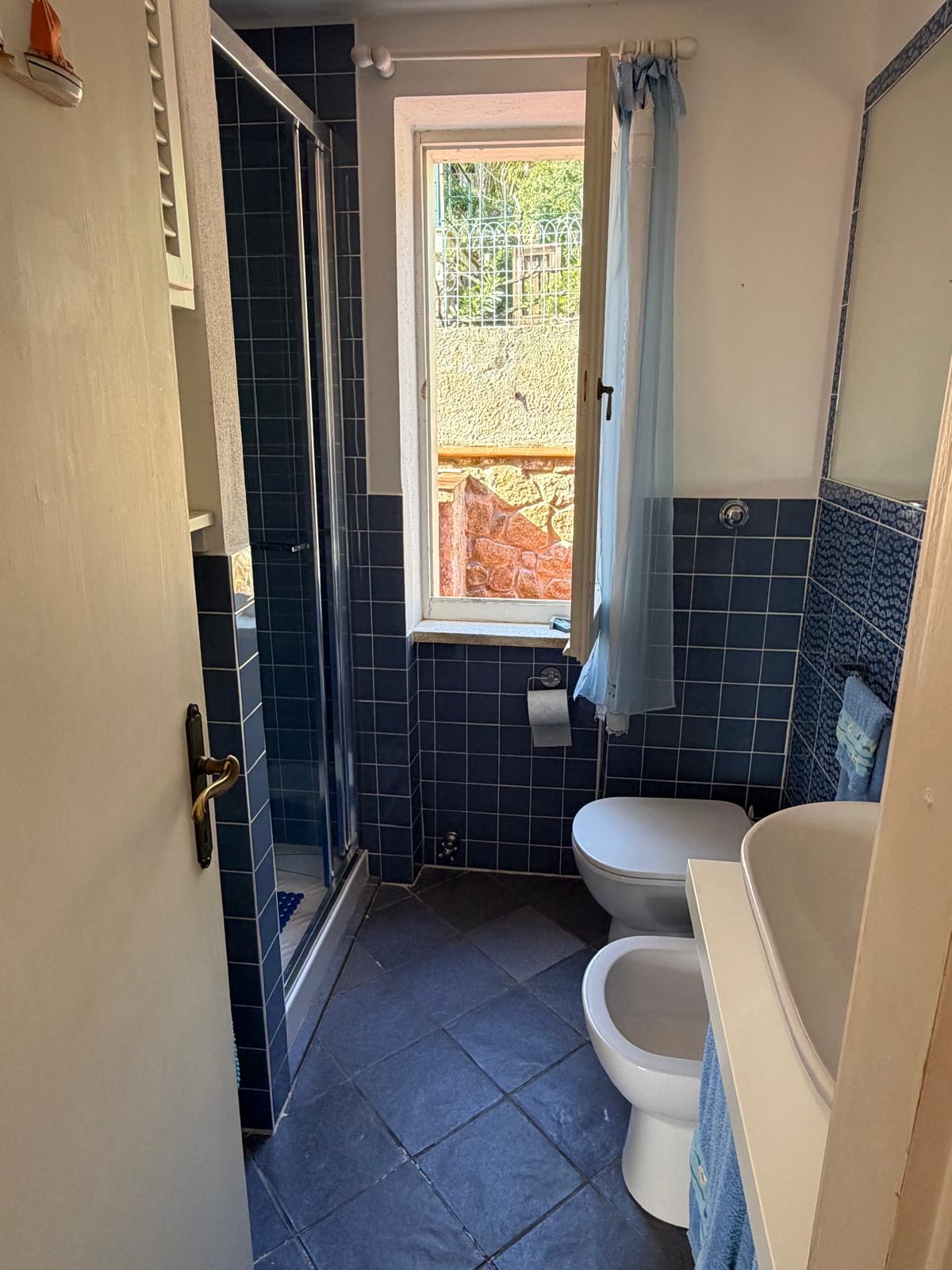 rent-gallery.alt_base