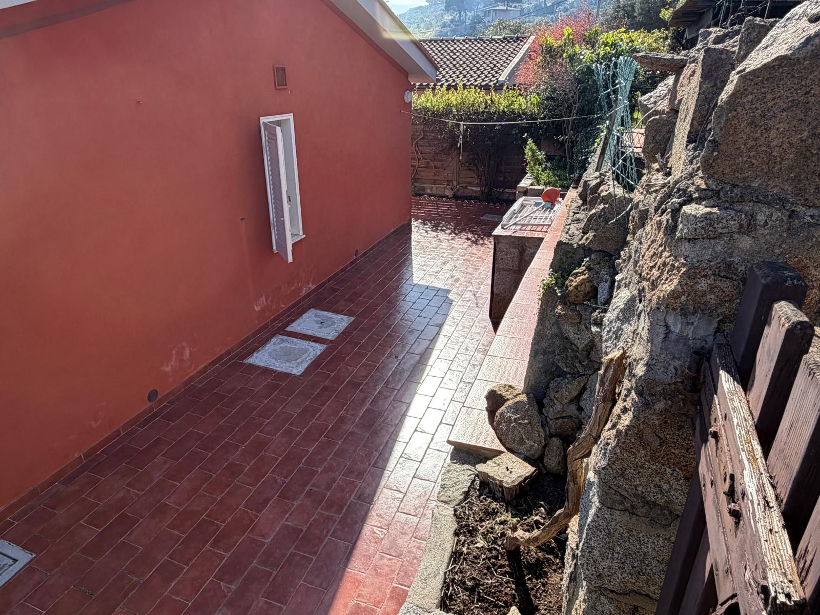 rent-gallery.alt_base