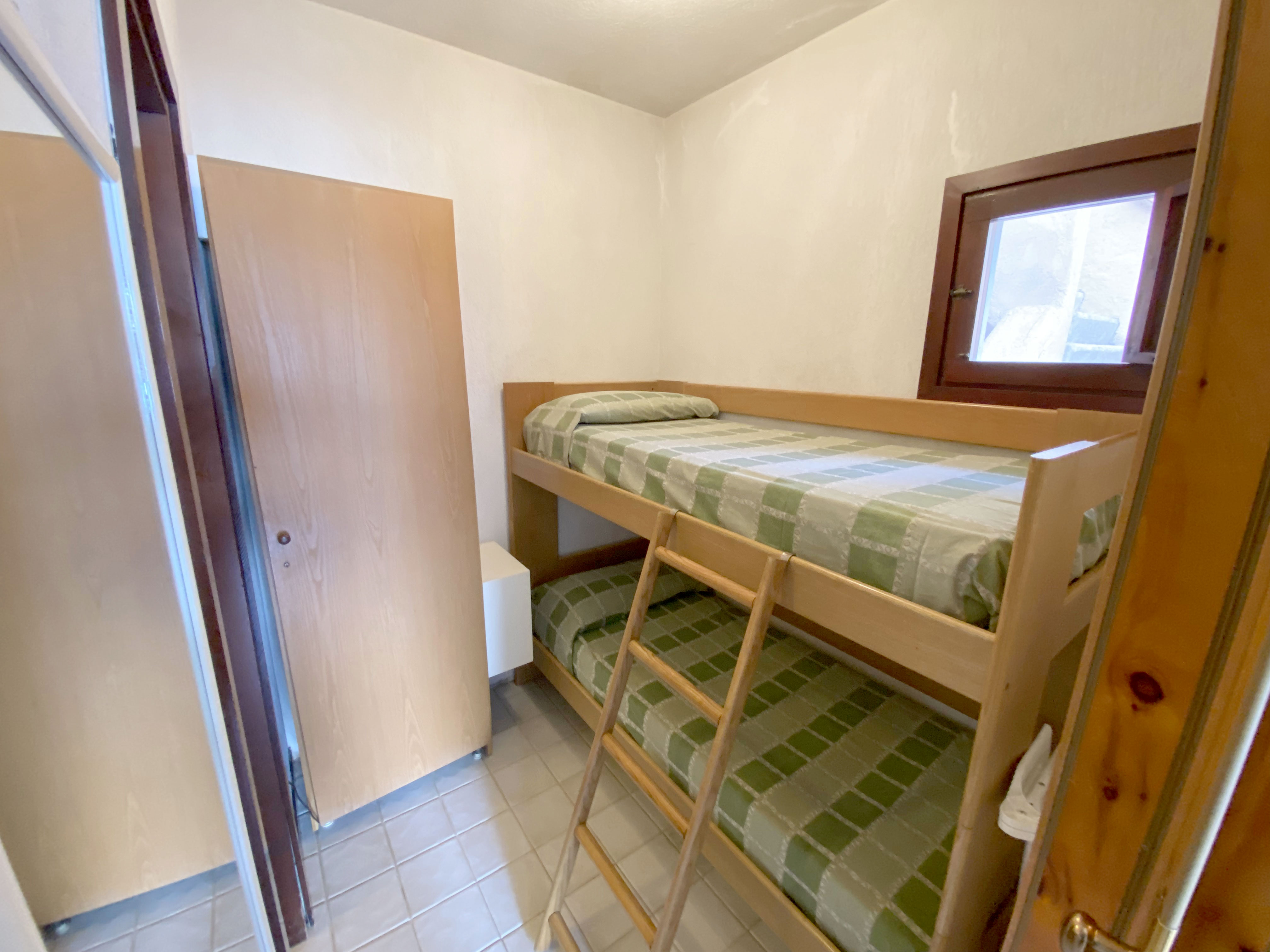 rent-gallery.alt_base