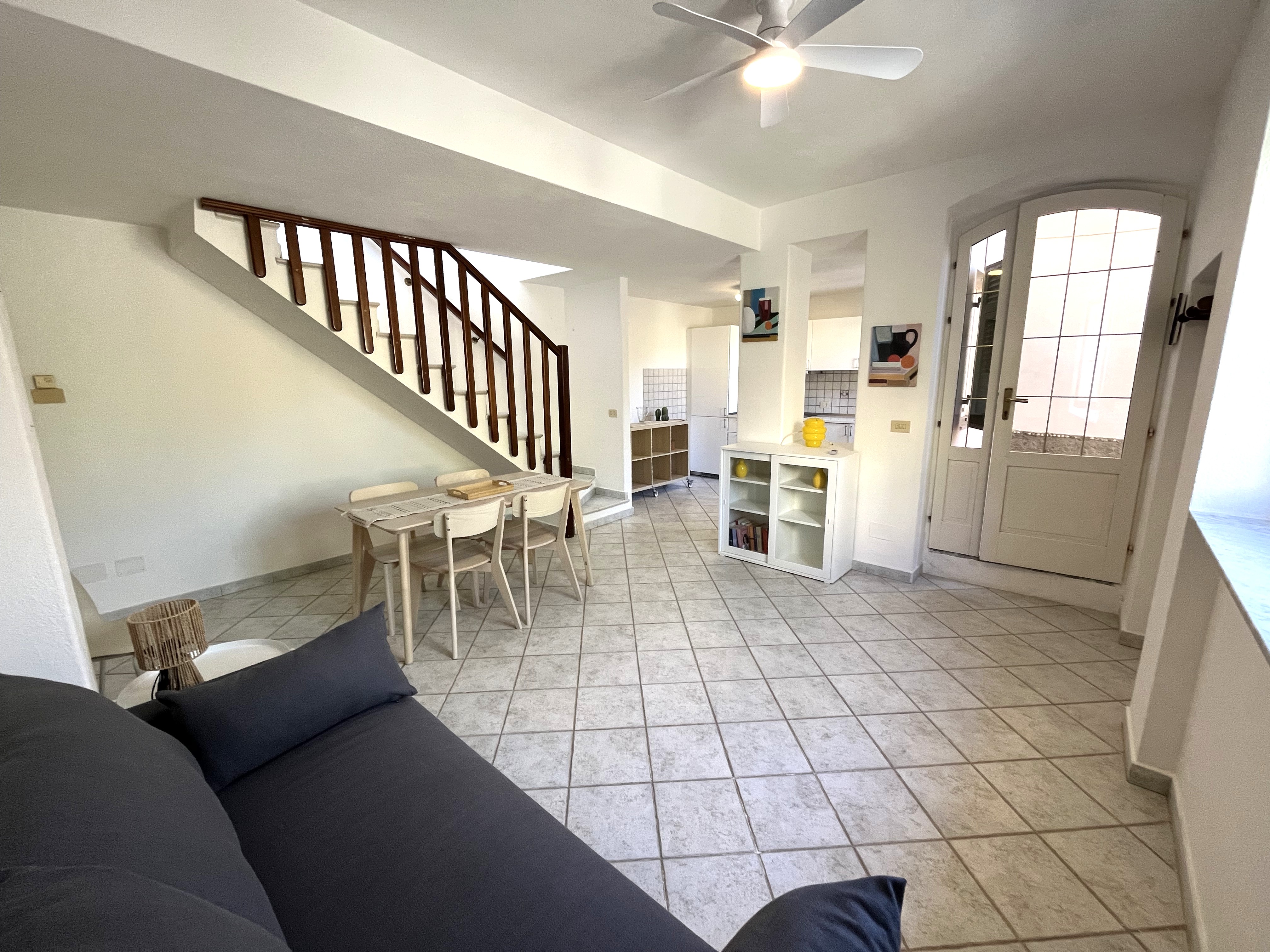 rent-gallery.alt_base