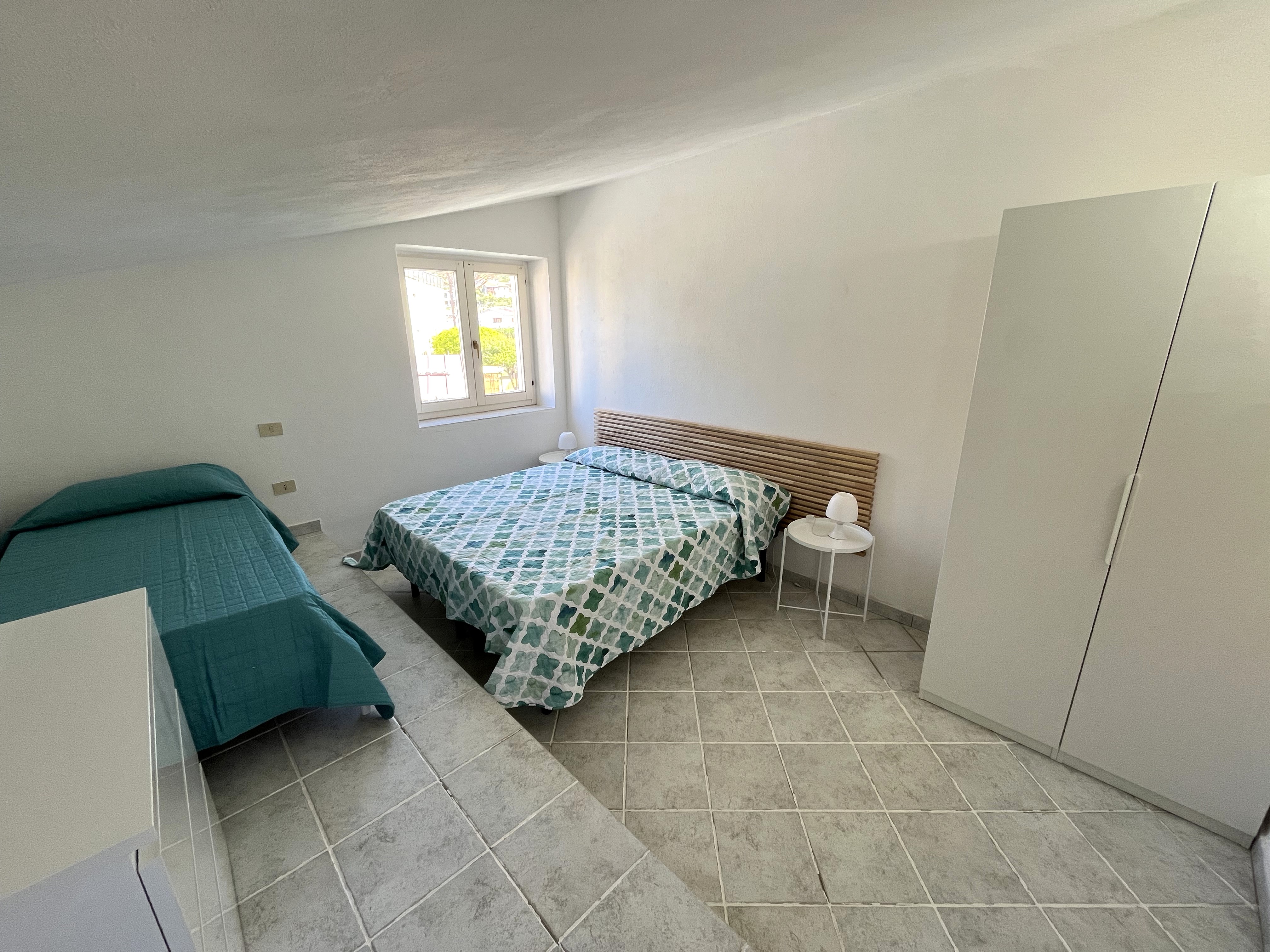 rent-gallery.alt_base