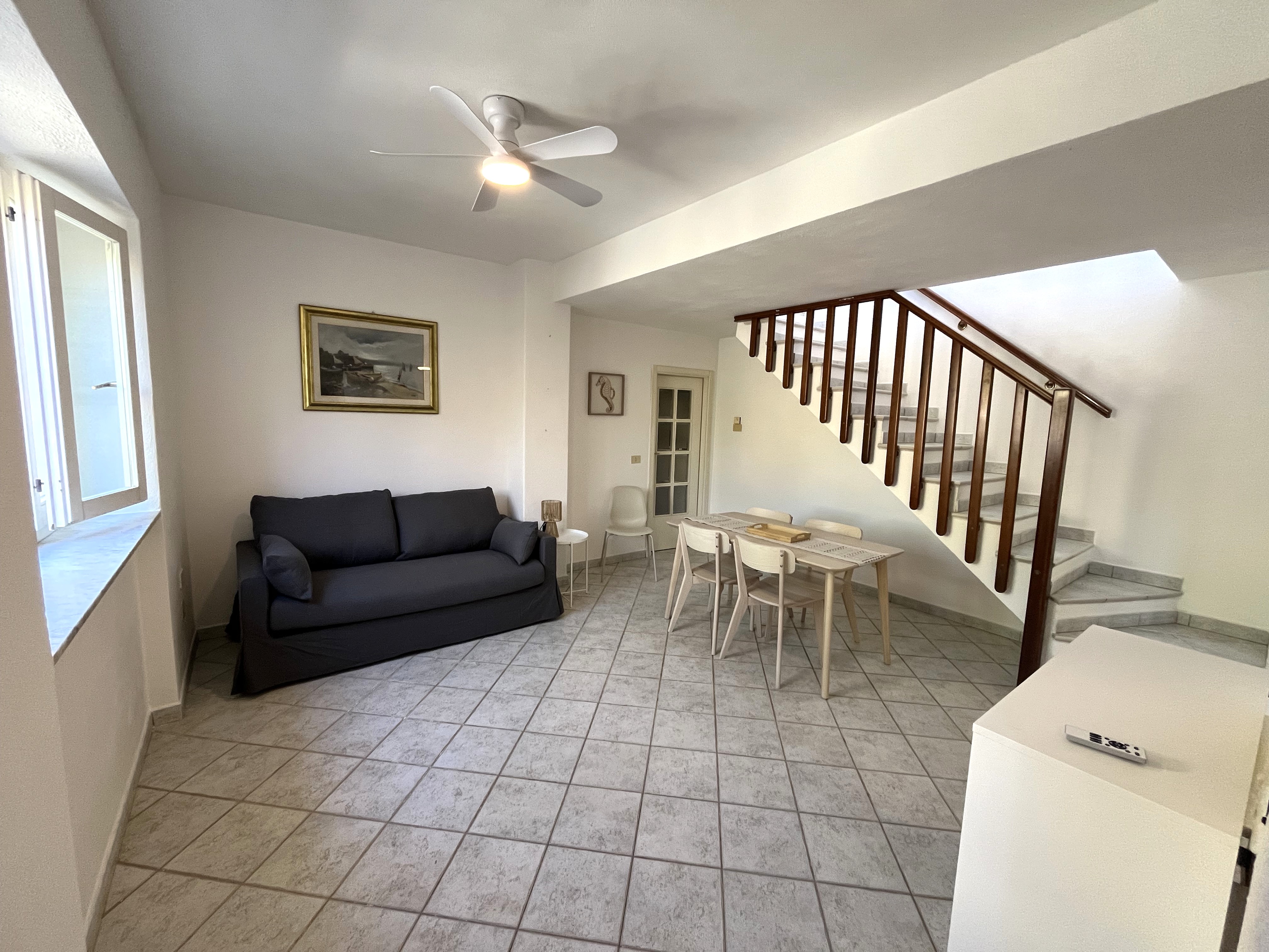 rent-gallery.alt_base