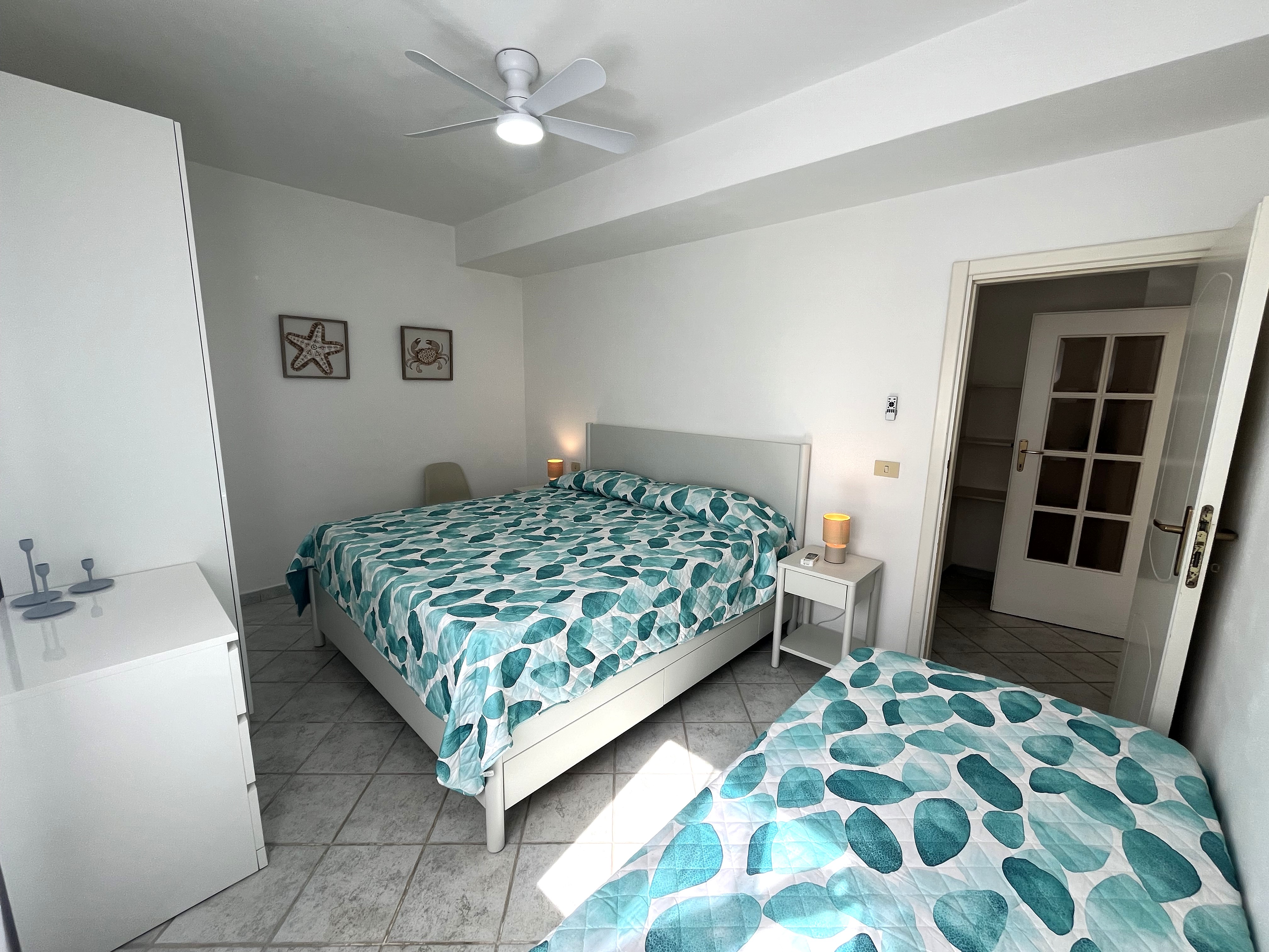 rent-gallery.alt_base