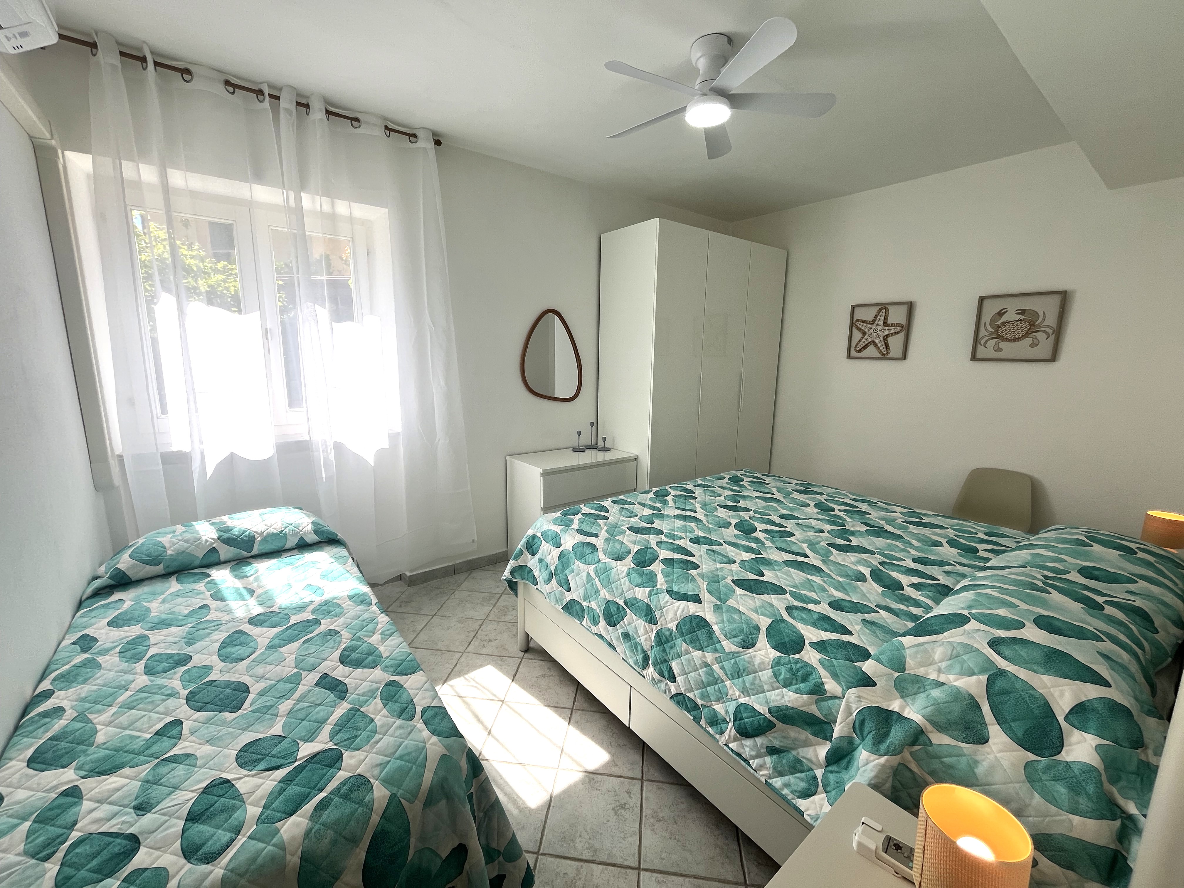 rent-gallery.alt_base