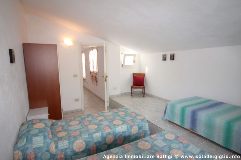 rent-gallery.alt_base